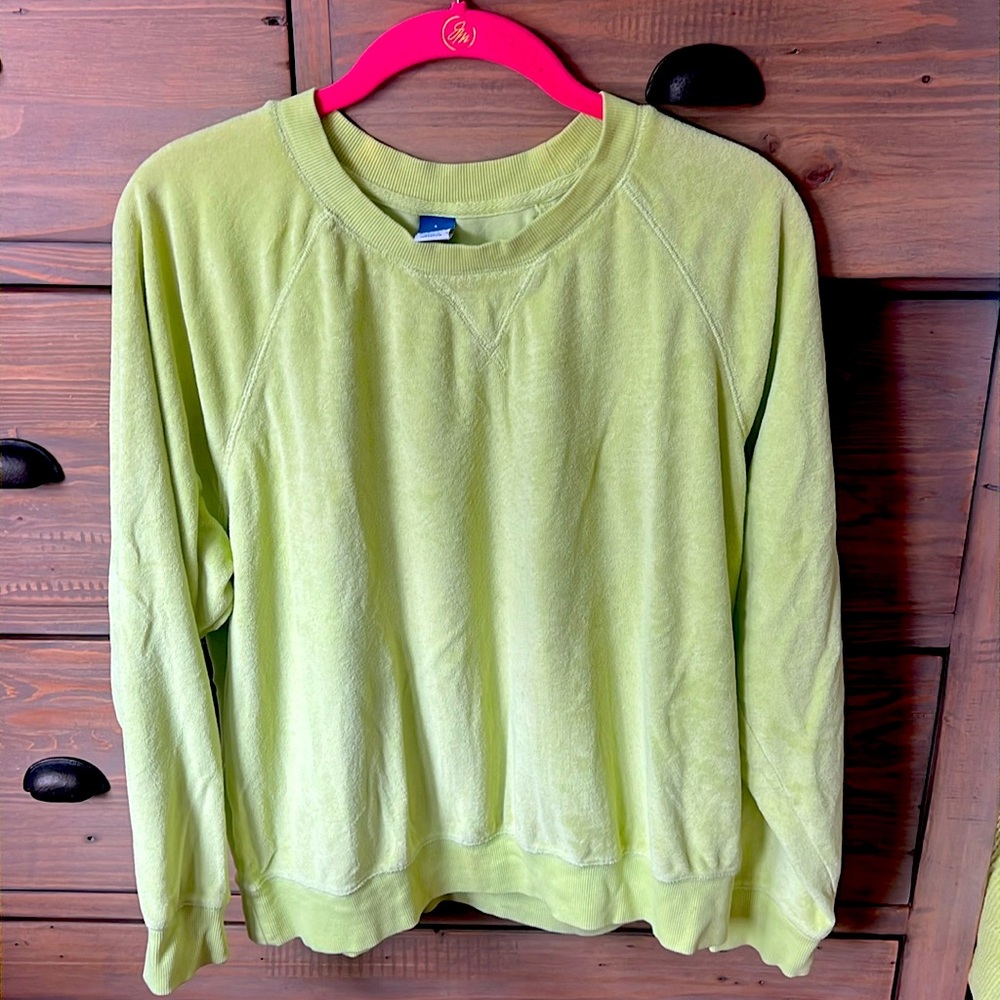 EUC Old Navy terry pullover top sz L
